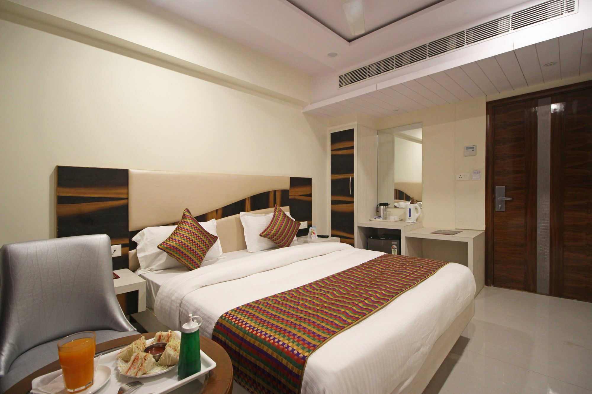 The Shanti Plaza - นิวเดลี ภายนอก รูปภาพ